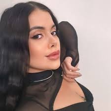 Sandy Aguiar (@sandyaguiar) • Instagram photos and videos