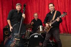 Robbie & the Rewinders at Wests Nelson Bay Rock n...