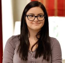 Pensamientos sobre Alex Dunphy : r/Modern_Family