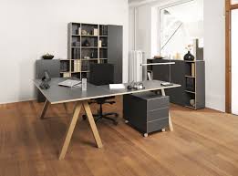 Im modernen büro des 21. Buro Modern Einrichten Inspiration Milt S Dekor