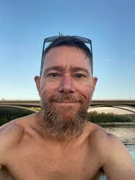 Catherine Mcfeely's Instagram, Twitter & Facebook