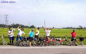Kampar adalah kabupaten di provinsi riau yang di dalamnya tersimpan banyak kekayaan wisata. Ahpek Biker Old Dog Rides Again Perak Ipoh Teluk Intan Kampar Bike Packers Day 2 2