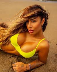 Rafaella Santos Nude and Sexy Photo Collection - Fappenist