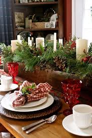 Beautiful Christmas Decor Love The Rustic Centerpiece Cute Slices Of Tree Trunk Wou Christmas Tablescapes Christmas Centerpieces Christmas Table Settings