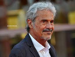 Intervista all'attore massimo dapporto, doppiatore dello space ranger buzz lightyear nella quadrilogia disney pixar di toy story. Massimo Dapporto Stanze Di Cinema