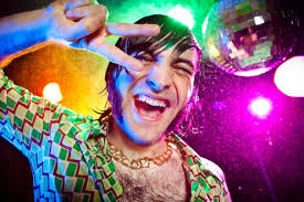 Blue martini orlando is a hot spot premier nightclub & trendy upscale vip lounge with a warm, welcoming we offer an exceptional catering menu for private parties and we host all types of unique events the drinks are flowing, the music is going, and the party is always on at blue martini orlando! 90er Party Berlin Heute 90iger Jahre 90s Disco 90er Hits Club 80er 2020