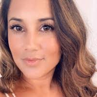 Krystle Hobson's Instagram, Twitter & Facebook