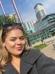 Caitlin Schaffer's Instagram, Twitter & Facebook