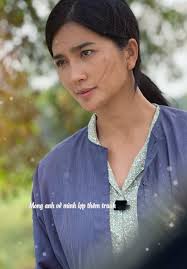 Chàng Đi Giữ Núi Sông Em Cũng Lau Má Phấn Môi Hồng