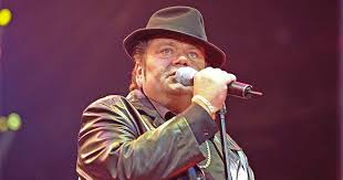 He is known for his work on zoals u wenst, mevrouw (1984), mensen zoals jij en ik. Andre Hazes Senior For The First Time On Social Media Stars World Today News