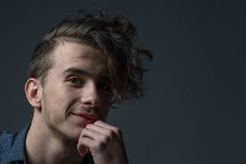 Wie wär's mit bed hair? Undercut Manner Modenarren