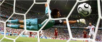 Griezmann reste, les primes des bleus. France Defeats Portugal And Heads To Final The New York Times