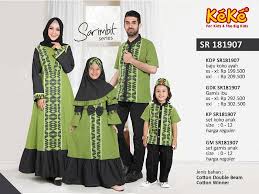 Tentunya anda juga sangat menginginkan tampil serasi bersama keluarga saat hari raya ataupun saat menghadiri pesta. Baju Baju Couple Keluarga Baju Couple Muslim Baju Muslim Couple Facebook