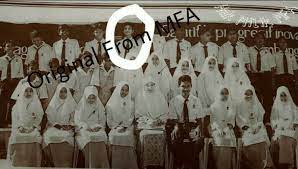 Ohhh sekarang baru kau nak private akaun kau ye @nursajat02 mengaku je lah kau lelaki bang jad oiii. Kawan Sekolah Sajat Buka Mulut Iluminasi