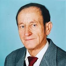 Peter Glidden's Instagram, Twitter & Facebook