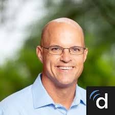 Steven Wool's Instagram, Twitter & Facebook