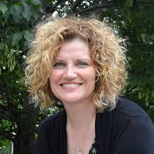 Literature-Based Theme Unit: We Are All Stars!: Datema, Mary Lou, Bradshaw,  Brenda K: 9780999409879: Amazon.com: Books