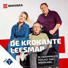 Tijdens haar deelname aan de populaire kennisquiz werd eens gevraagd naar haar opvallende, kenmerkende stem. Aflevering 21 De Krokante Leesmap Podcast Addict