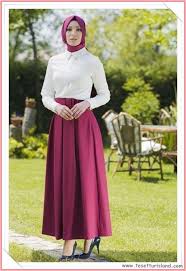 Tesetturlu Etek Modelleri 2018 Lookbook Mutevazi Kiyafetler Elbise Modelleri Moda Stilleri