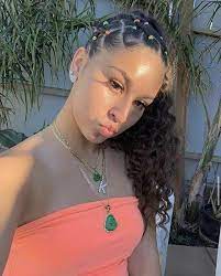 Twist the braid together with a ponytail and tie the end. Hairstyles With Rubber Bands 15 Haircuts