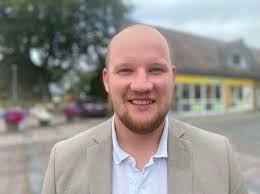 Spurgt på gaden: Hvad synes du om, at Vildbjergs elitepiger fremover skal  spille i FCM-trøjer?