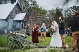 Wedding Pictures Venue Proctor Farm Rome Georgia 706 232 3250 Farm Wedding Venue Farm Wedding Wedding