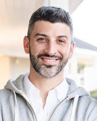 Ryan Malcom's Instagram, Twitter & Facebook