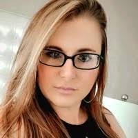 Larissa King's Instagram, Twitter & Facebook