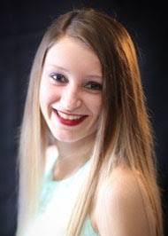 Ariel Barlow's Instagram, Twitter & Facebook