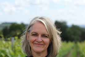 The 10 Best Wedding Celebrants in West Malling