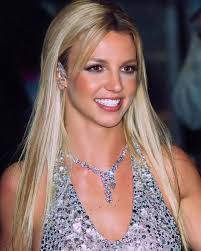 فيديو آخر على إنستجرام بريتني سبيرز، أعتقد أن بريتني يجب أن تعيد تشكيلتها  الداخلية الحميمة المثيرة مرة أخرى 🔥