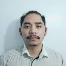 Justin Cueto's Instagram, Twitter & Facebook