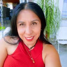 Kimberly Holguin's Instagram, Twitter & Facebook