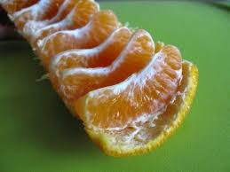 The Cleanest Easiest Way To Eat A Mandarin Orange Without Peeling Food Hacks Wonderhowto