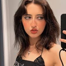 Carla Ortega (@carlaortega_01)