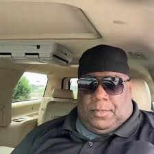 What transportation options are available for the Miranda Lambert concert  in Nashville?