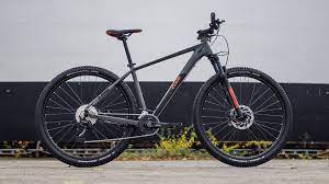Kies hier de mountainbike die bij jou past! Test Cube Race One 2021 Lucky Bike Blog