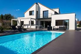 Poolumrandung 6 Ideen Fur Eine Stilvolle Optik Am Pool Pool Umrandung Pool Terrasse Pool