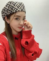 Born november 12, 1984), also known by her stage name dara (korean: Ty20xigehfmwnm