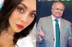 Nombre daniela aranguiz cuantos años tiene / edad / fecha de nacimiento / cumpleaños 5 de diciembre de 1985. Indignacion En La Web Por Dichos De Daniela Aranguiz Sobre Hijo No Reconocido De Alvaro Salas Lima Limon Entretencion