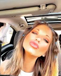 Life lately, sort of… Anyways, ever since I chopped my hair, I really am  loving the fullness I’m achieving thanks to my extensions!! Thanks  @irresistibleme_hair long or short, these are my go to ...