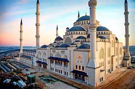 Eis tḕn pólin, „in die stadt: Turkei Erdogan Baut Sich Noch Ein Denkmal Politik Stuttgarter Nachrichten