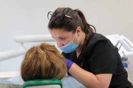 Se pot forma în gură în diverse locuri: Afte Bucale Simptome Cauze È™i Tratament Dr Leahu Dental Clinics