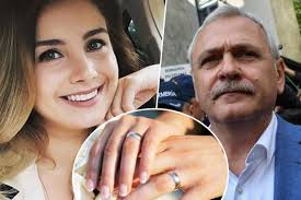 El spune că inelul pe care îl poartă irina tănase este unul ea a adăugat că i se pare un act de normalitate faptul că iubita liderului psd a fost la congresul partidului. Jqsqh1hdyr 3rm