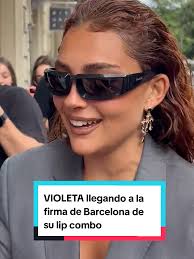 Firma Nombre Violeta