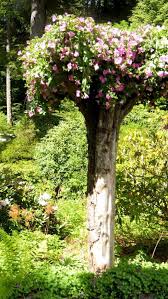 68 Easy And Low Maintenance Front Yard Landscaping Ideas That You Must Know Frontyardlandscaping Small Cottage Garden Ideas Cottage Garden Front Garden Design
