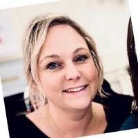 Nicole Rosano's Instagram, Twitter & Facebook