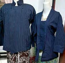 Trend model baju batik lurik kerja. Baju Adat Jawa Surjan Dan Kebaya Lurik Alusan Warna Biru Peranakan Lazada Indonesia