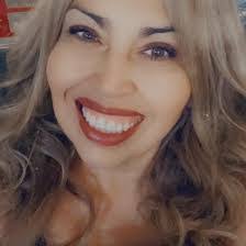 Lisa Miramontes's Instagram, Twitter & Facebook