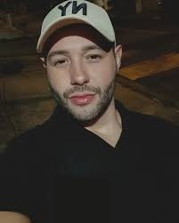 Bryan Aguiar's Instagram, Twitter & Facebook